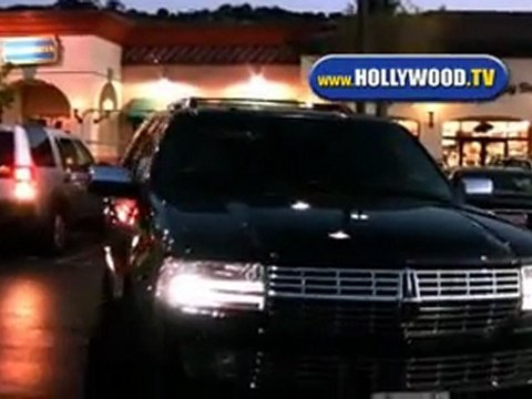 Britney Spears Goes To Ralphs