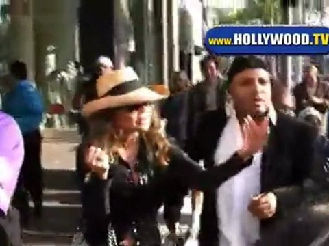 La Toya Jackson shopping in Beverly Hills