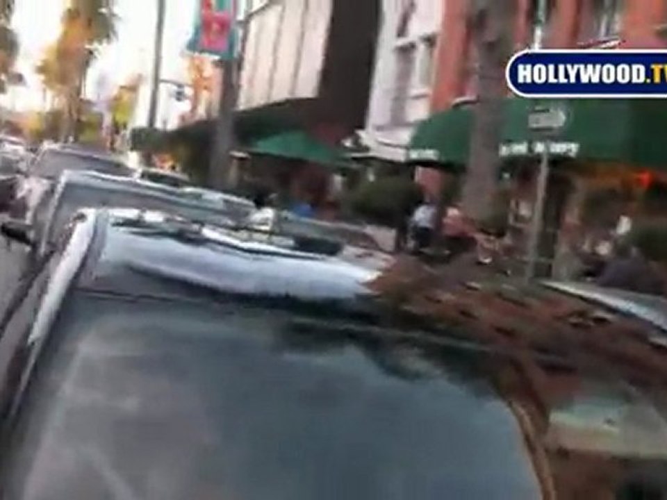 Lindsay Lohan gets in the wrong car