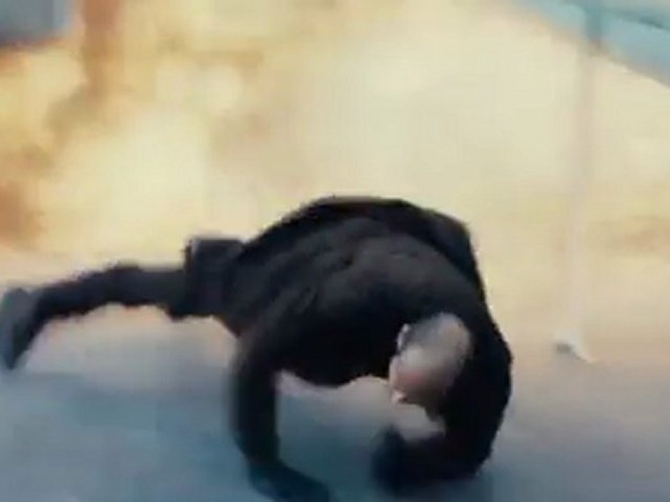 Killer Elite - TV Spot Win