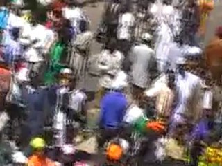 Direct-Zawiya El Hadj Malick Sy : La guérilla se déclenche entre talibés tidianes et forces de l’ordre