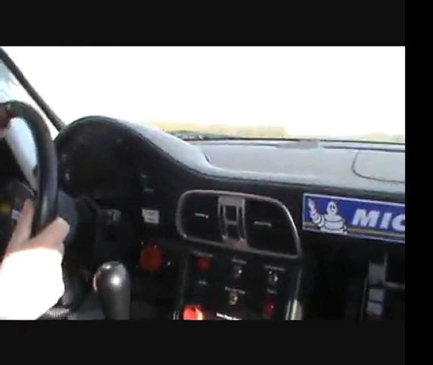 Tous premiers tour de roue porsche 997 cup stique competition