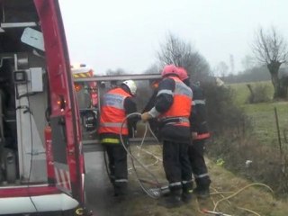 Spectaculaire sortie de route à La Capelle