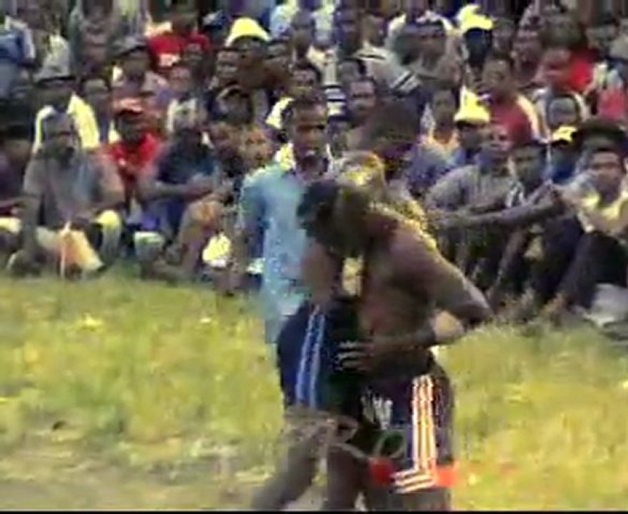 SARAMBA - kaka lehilahy