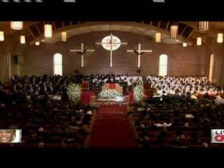 Whitney Houston Funeral - 18.Febr.2012 (3)
