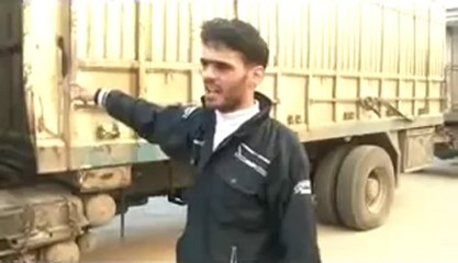 فري برس   معانات دخول الطحين الى احياء حمص ج4
