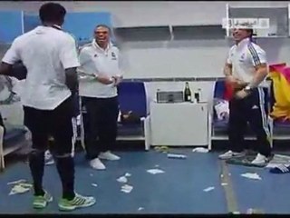 Sergio Ramos, Pepe, Adebayor; Dancing After COPA DEL REY Victory 2011 - Teach me how to dougie