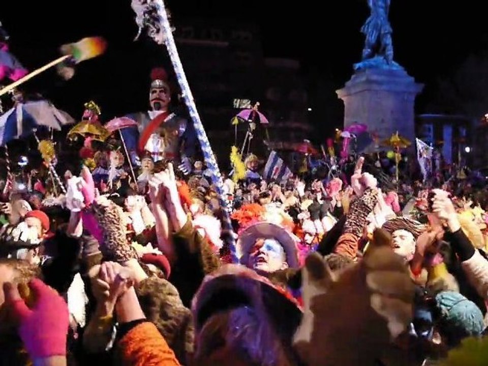 Rigodon final de la bande de Dunkerque 2012 : l'hymne à Cô-Pinard et la cantate à Jean Bart