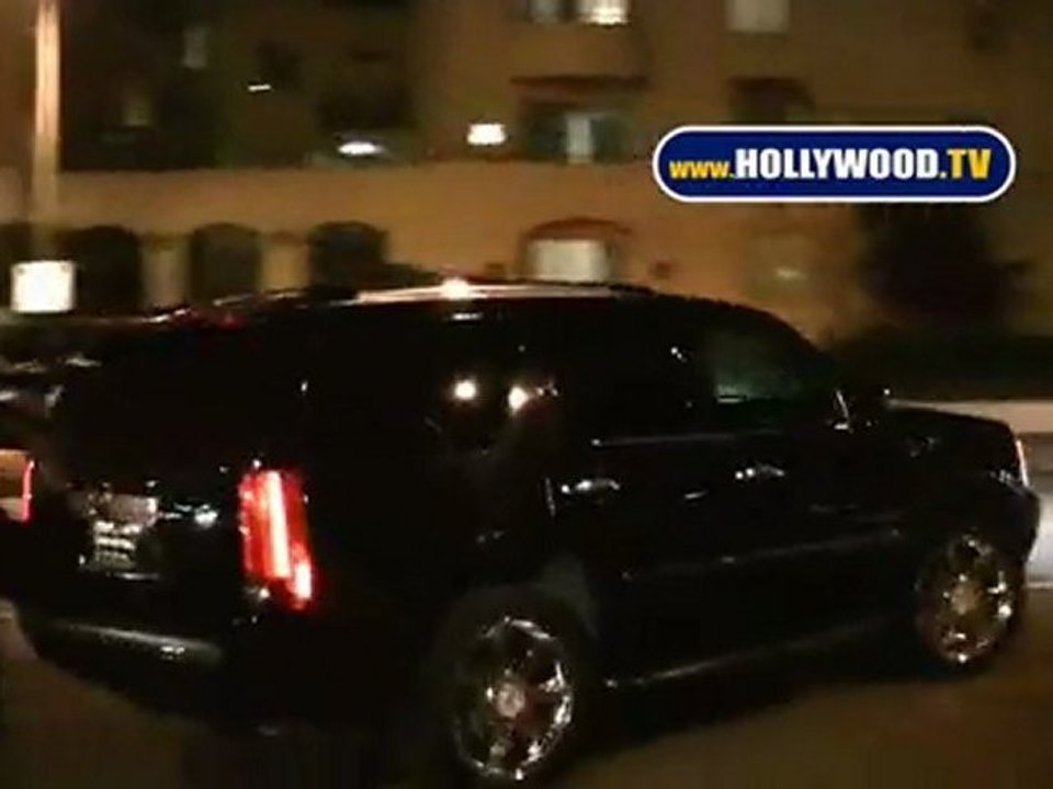 Dina And Ali Lohan Visit Lindsay Lohan In Rehab