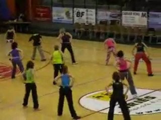 ZUMBA  Demo par Fitness M  le 18 02 2012 au BCGO GRIES