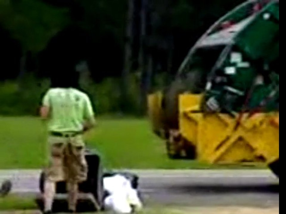 Garbage man prank video Dailymotion