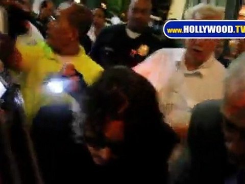 Johnny Depp Does LACMA Without Falling Down! Celebrity GPS