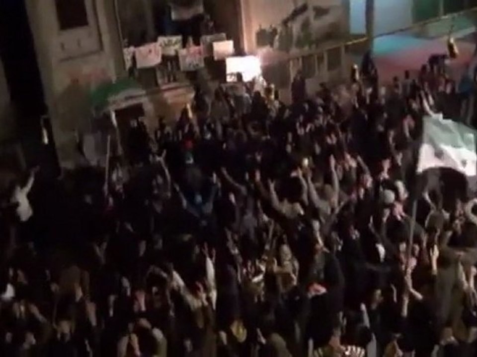 فري برس   دمشق كفرسوسة مظاهرة مسائية نصرة للمزة جامع الفاتح 18 2 2012