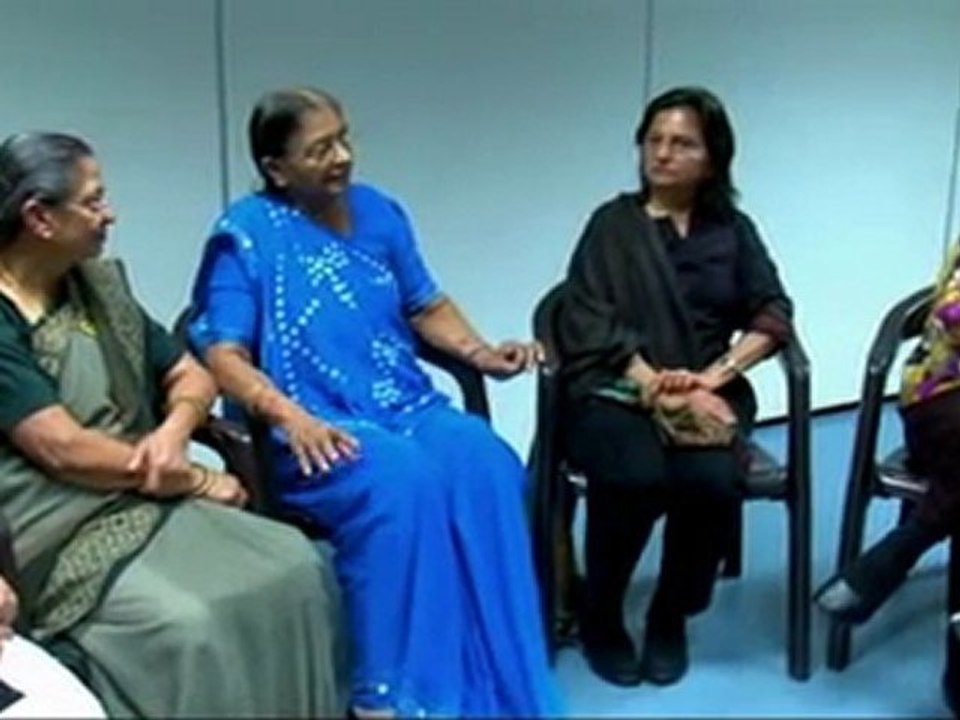 Cancer support group - Macmillan Cancer Support