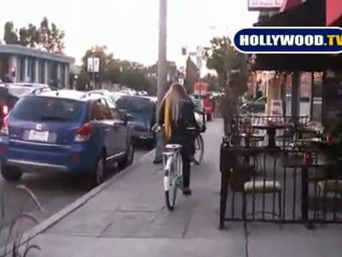 EXCLUSIVE: First Sighting Of Miley Cyrus After Big Obama Show