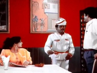 Aayanaki Mugguru - Bhanu Priya Enters Mammootty's Hotel