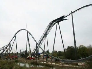 Thorpe Park revient sur le montage de The Swarm
