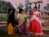 Padaharella Vayasu - Sridevi Tells about Chandra Mohan