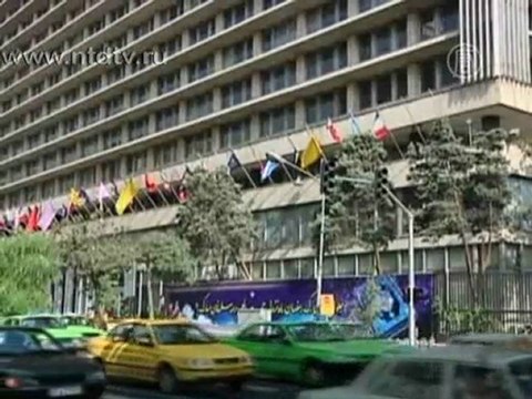 Иран прекращает продажу нефти Британии и Франции