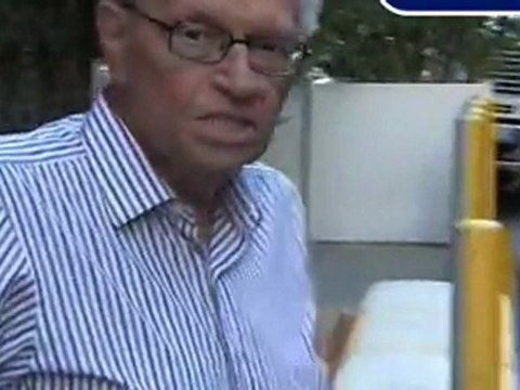 Larry King Leaves CNN Building