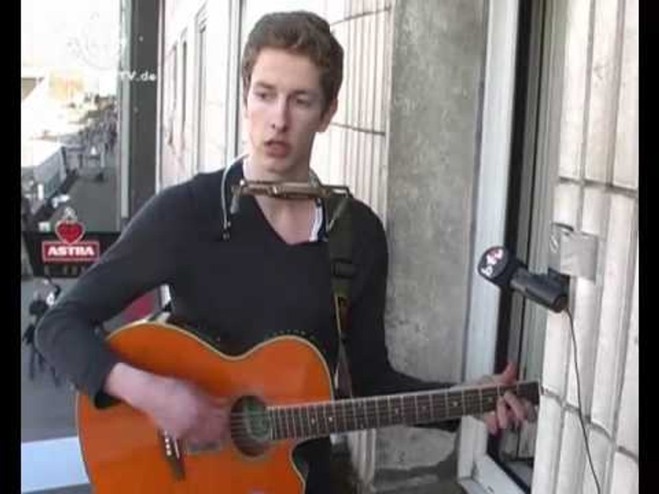 NIL (BalconyTV)