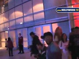 'Cops' Proves Moving, Satisfying For Will.I.Am