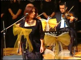 Buselik makamı  Sıyırıp Kınından Gümüş Palanı  Solist :Ayşe Veral Beste :Cevdet Çağla