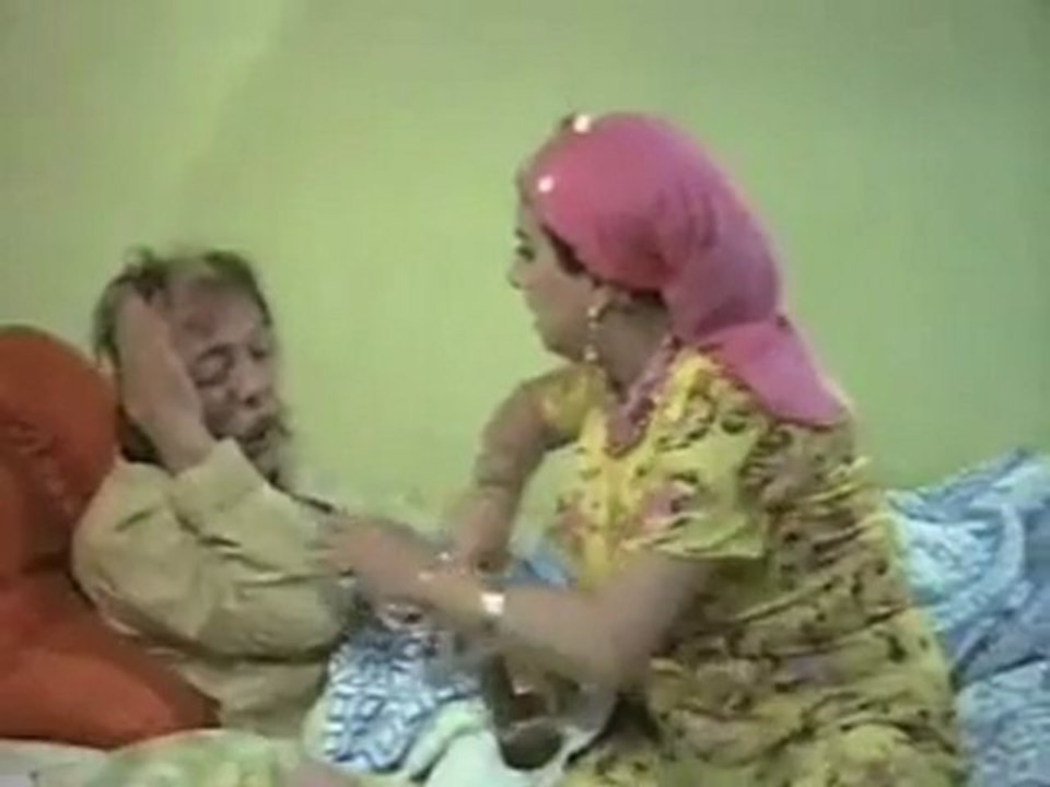 Ümmüşen çayıra serdim postu hazırlayan Serbülent öztürk