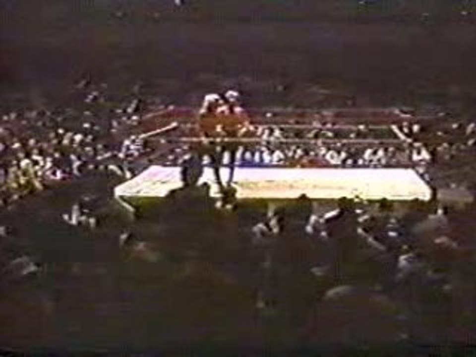 Rusher Kimura vs Superstar Graham 4/79