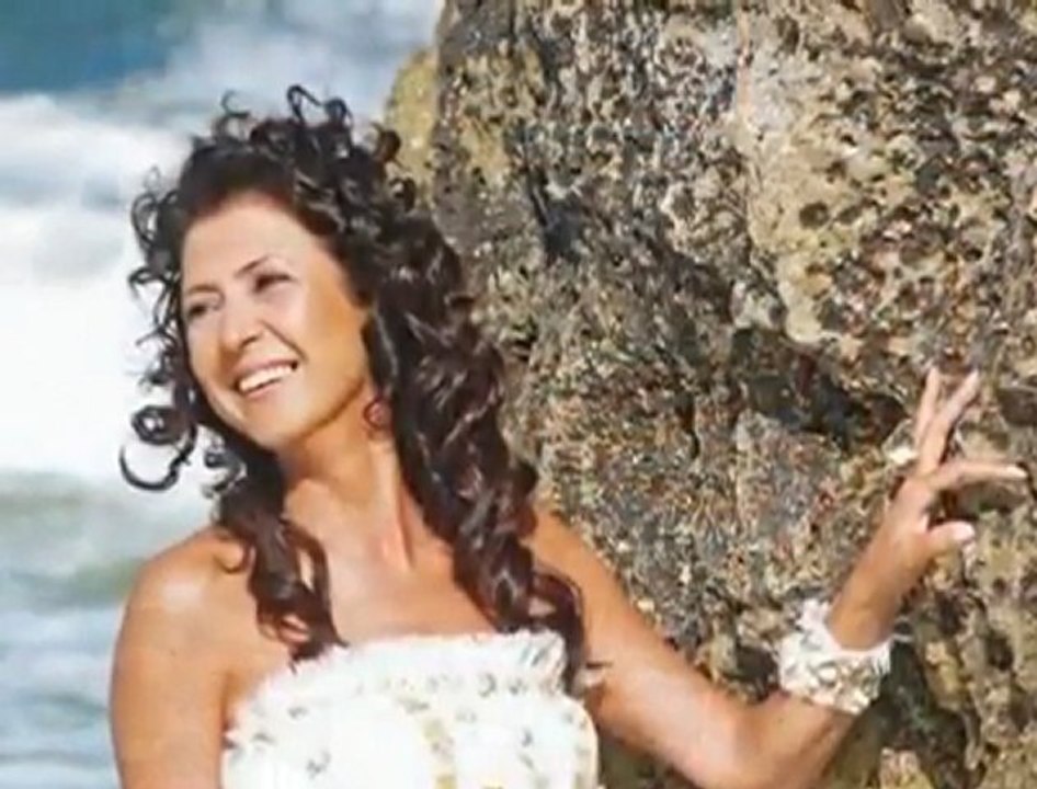 Melihat GÜLSES       "BEYAZ KÖPÜKLER "