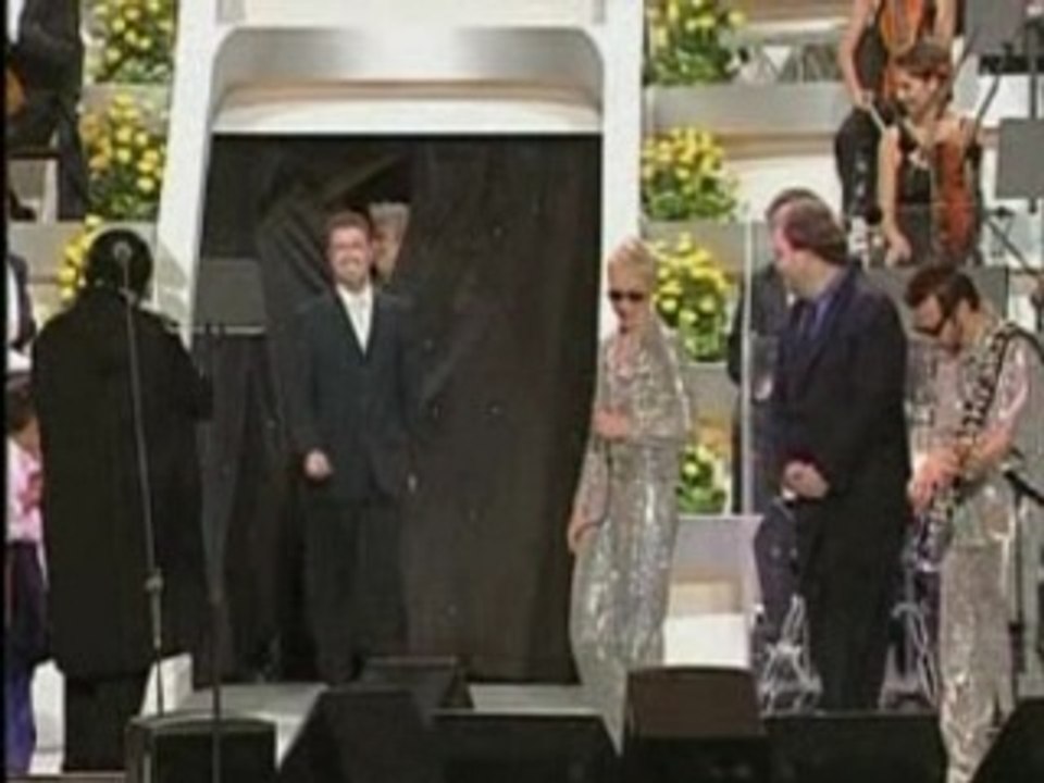 Pavarotti & Friends
