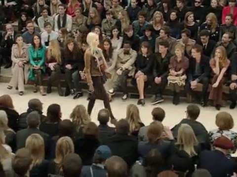 Burberry Prorsum Womenswear Autumn-Winter Show 2012 (21/02/2012)