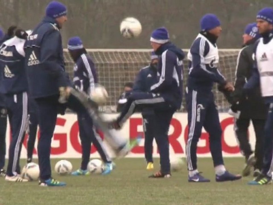 Bundesliga - Hildebrand wieder die Nummer 1