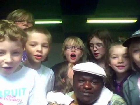 IL PARLE LINGALA LES ENFANTS SUISSES Français BELGE ET LUXEMBOURGEOIS