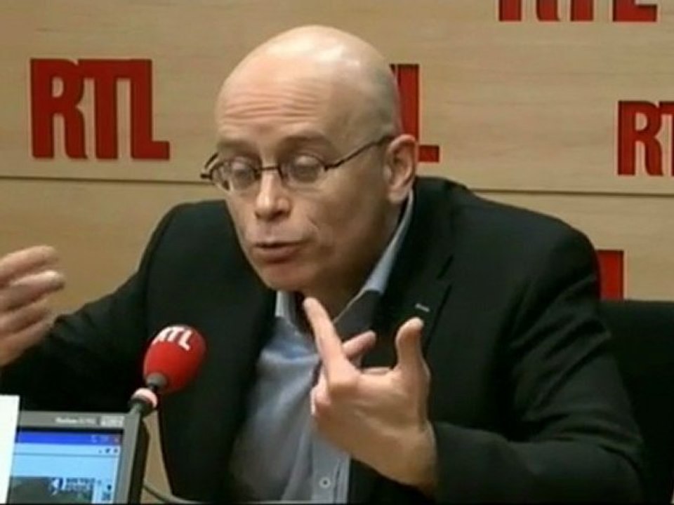 Serge Guérin, professeur à l'école de commerce...