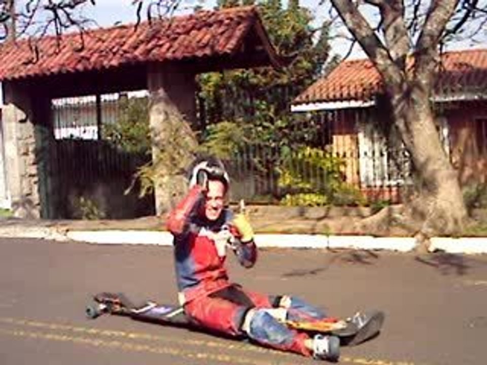 LUGE,SATELLS NO PAPAGAIOS