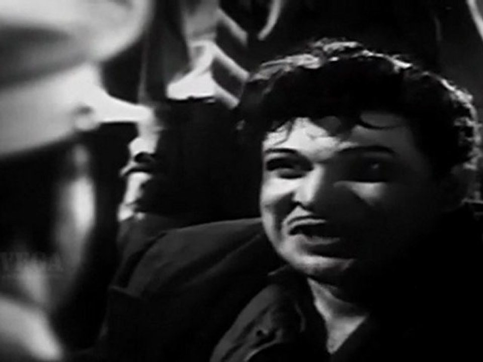 Dharmam Thalai Kakkum - Ashokan Confess Before All