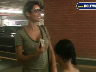 Nicole Murphy Keeps Body Fit, Personal Finance -- Not So Much