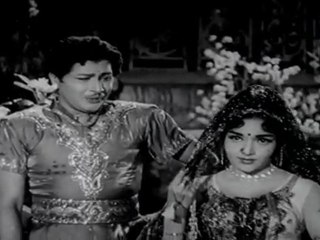Bulokam Lo Yamalokam - Heroine Meets Hero