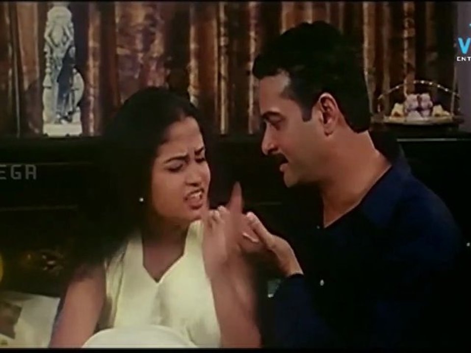 Ethu Konjam Puthusu - Priyanka Fails In Romancing With Husband
