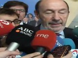 Rubalcaba espera que el ministro aclare lo ocurrido en Valencia