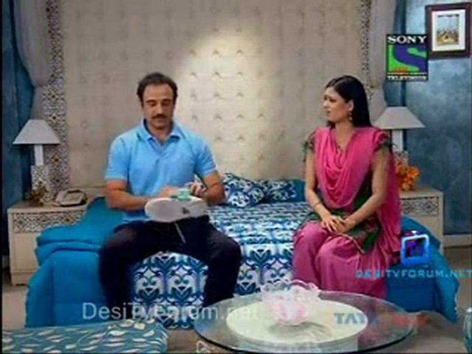 Parvarish Kuch Khatti Kuch Meethi - 21st February 2012 Video pt1