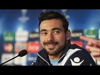 Napoli - Lavezzi sfida il Chelsea (20.02.12)