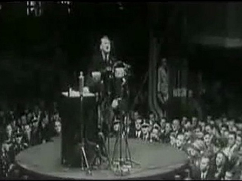 Adolf Hitler'in Hitabetinden Örnek - www.siyasettehitabet.com