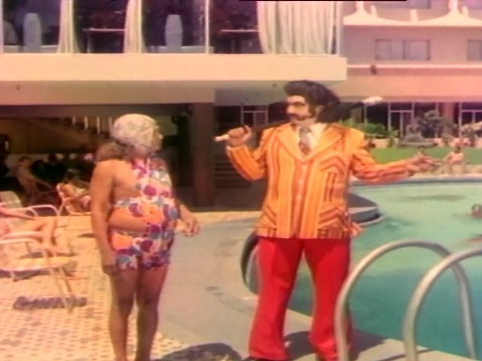 Yama Gola - Difficulties In Hotel