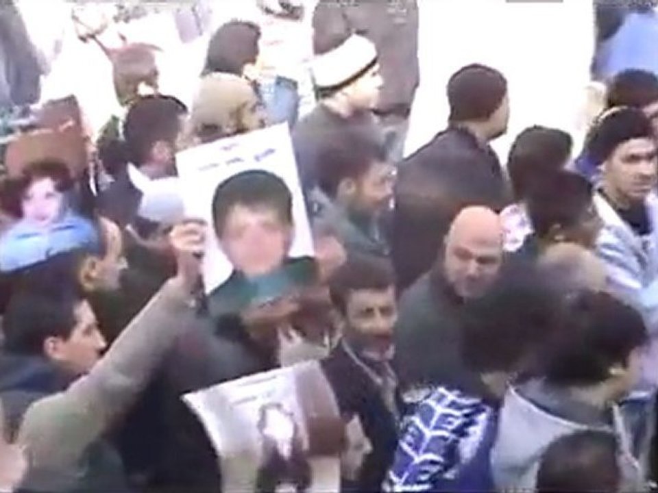 فري برس  حمص حي الملعب  تشيع 3 أطفال من آل الجنيات  21 2 2012 ج2