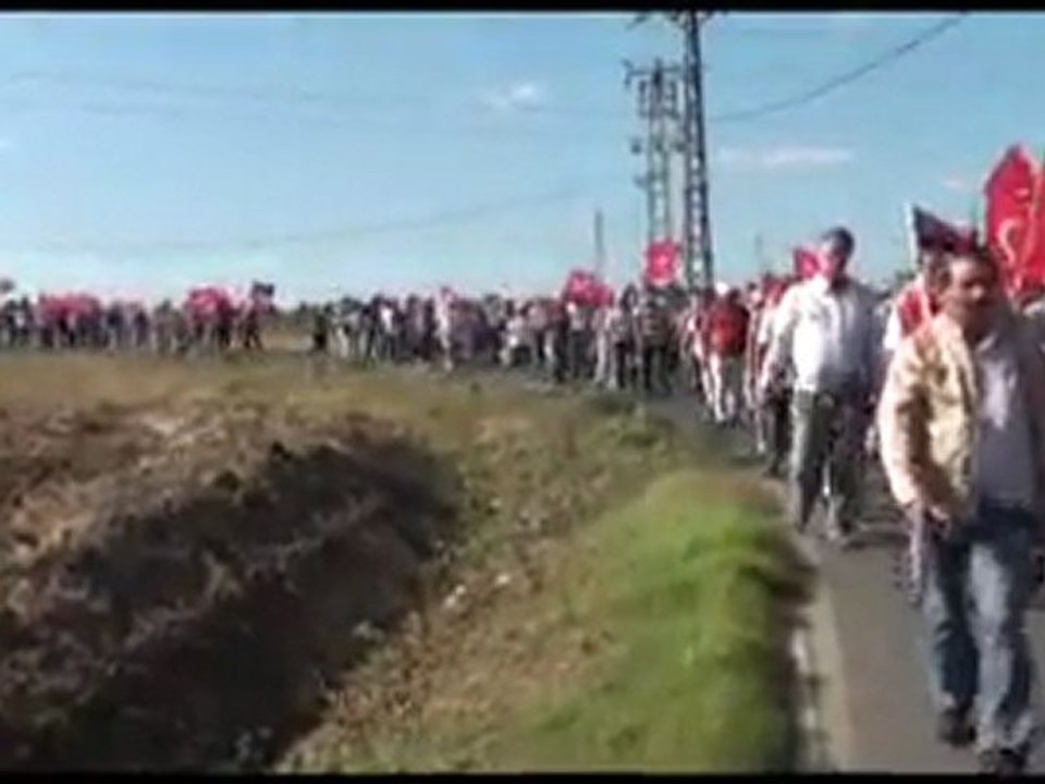 Fevzi Kurtuluş-Yürüyoruz