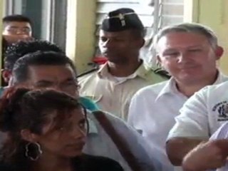 Lobo indultará a un preso por su valentía durante el incendio de Comayagua