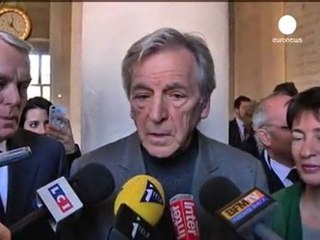 Costa Gavras "fermare l'umiliazione del popolo greco"