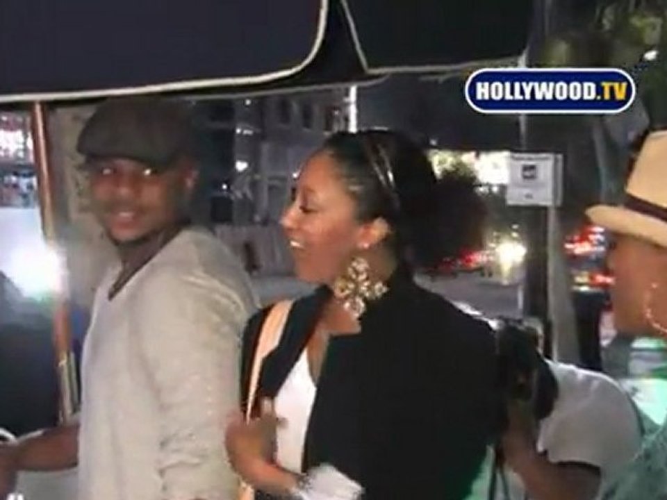 Tia Mowry And Tamera Mowry Talk To Cameras At Katsuya